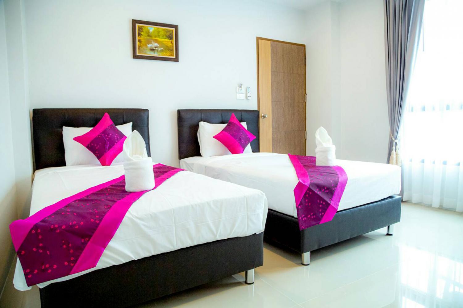 Noble Tarntong Boutique Hotel โรงแรมโนเบิ้ล ธารทอง บูทิค