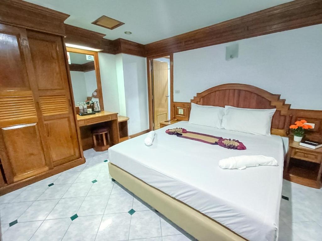 Black Pearl Patong Beachfront