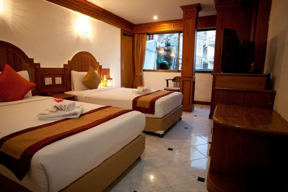Black Pearl Patong Beachfront