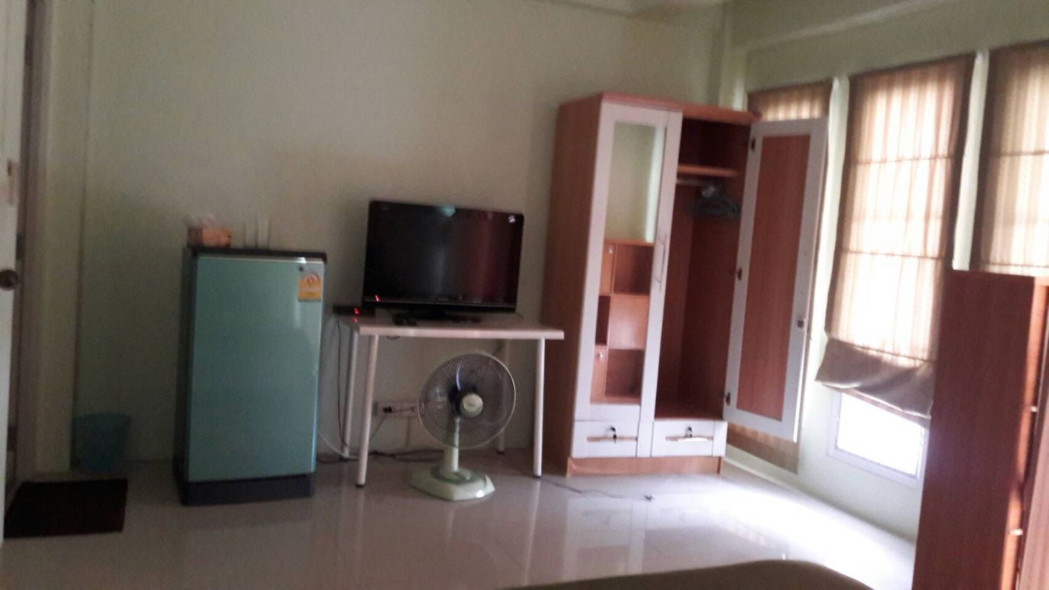 หอพัก ณัฏสราวัลย์ *โปรโมชั่นอยู่ฟรี 1 เดือน