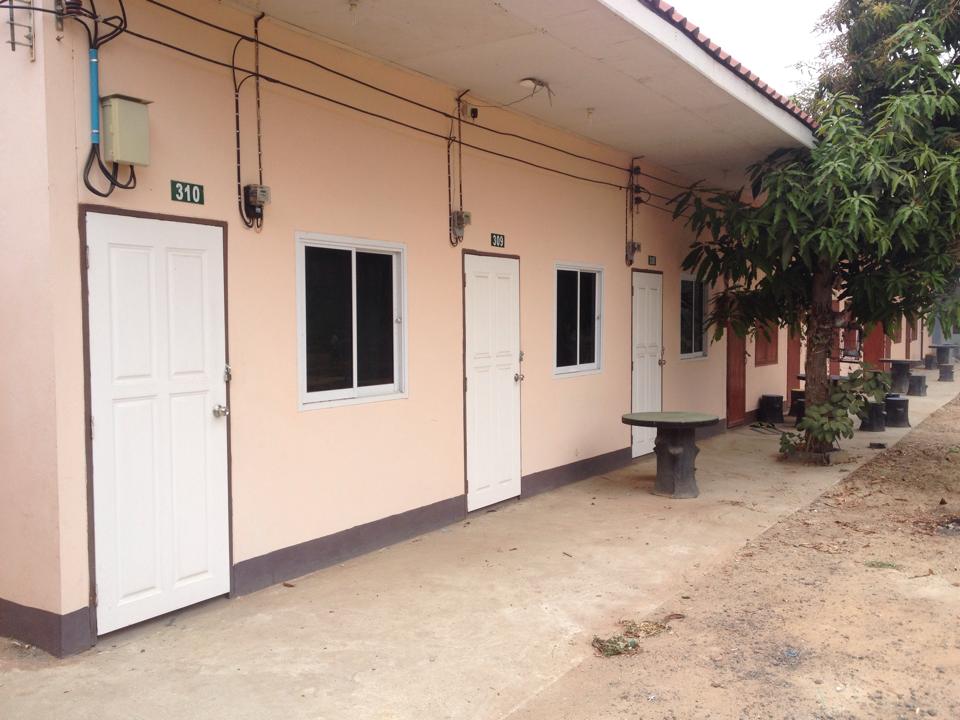 รุ่งอรุณห้องพัก รูปที่ 1