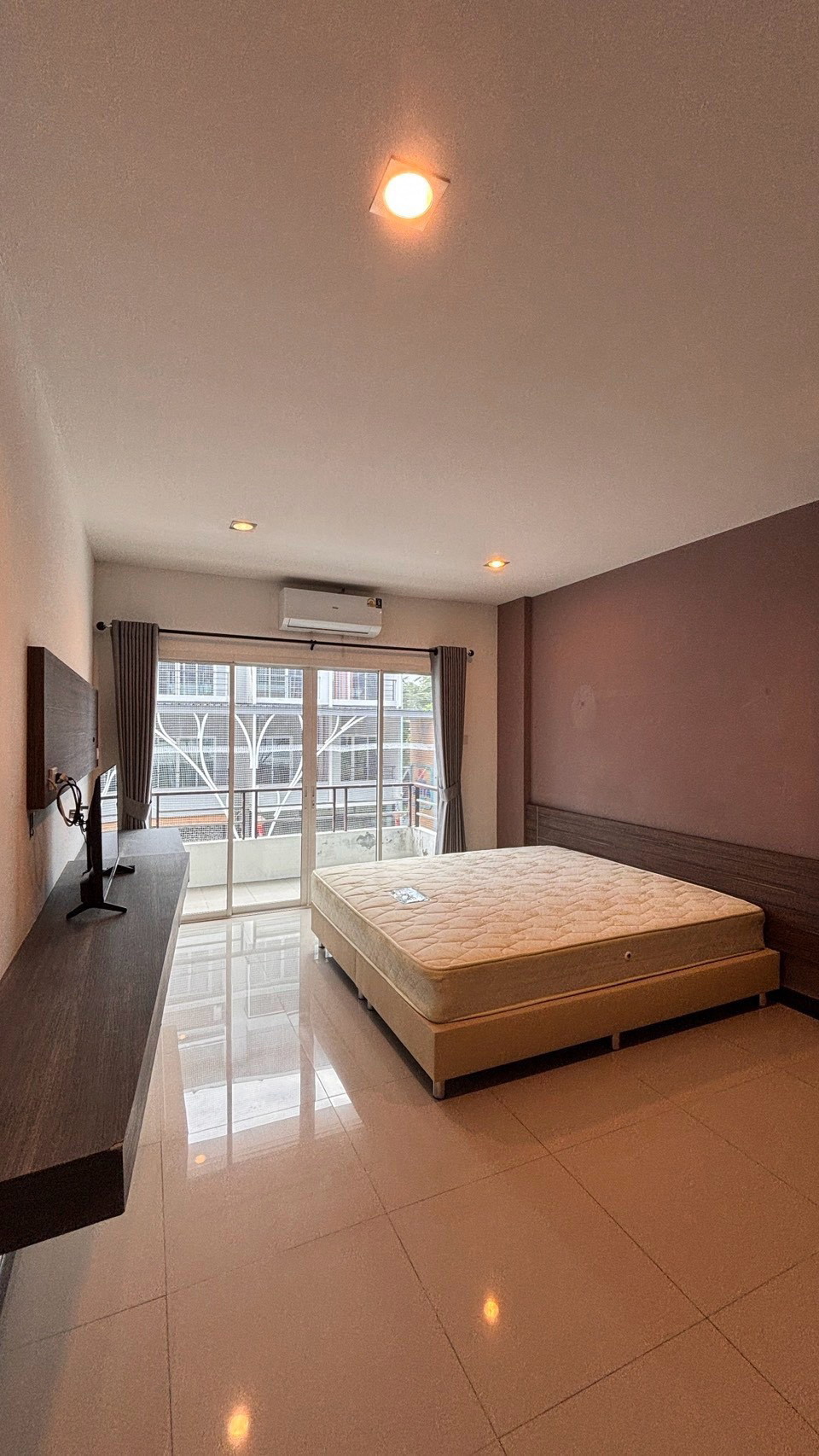 ห้องพักสภาพพร้อมอยู่ กระบี่ ตรงข้าม รพกระบี่นครินทร์ 照片 6