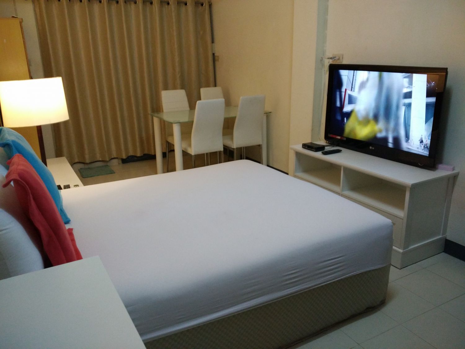 บ้านชมจันทร์