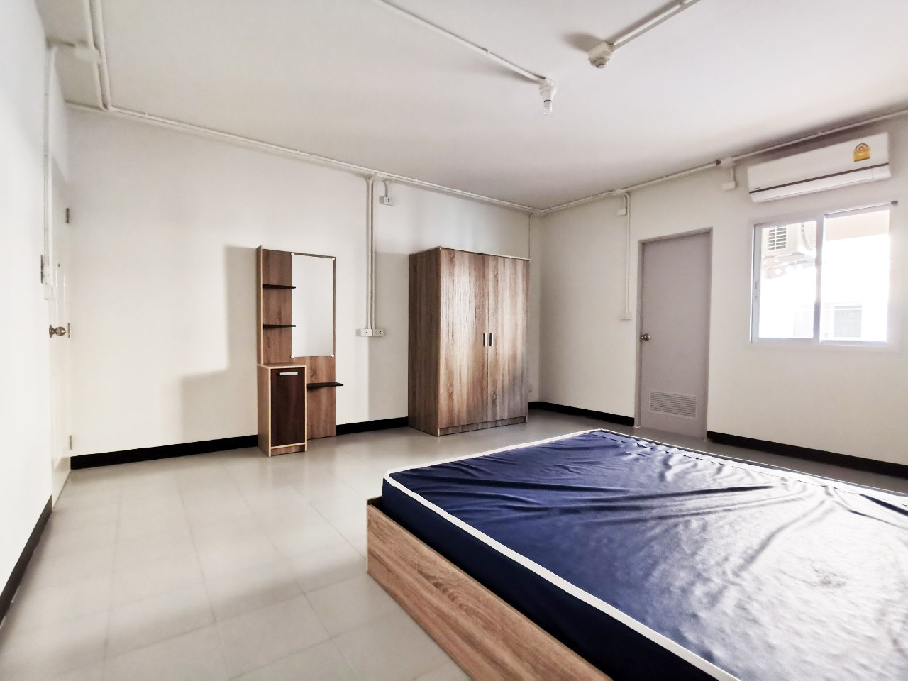 ทีเอสพีแมนชั่น ห้องพักให้เช่าบ้านบึง พนัสนิคม ชลบุรี