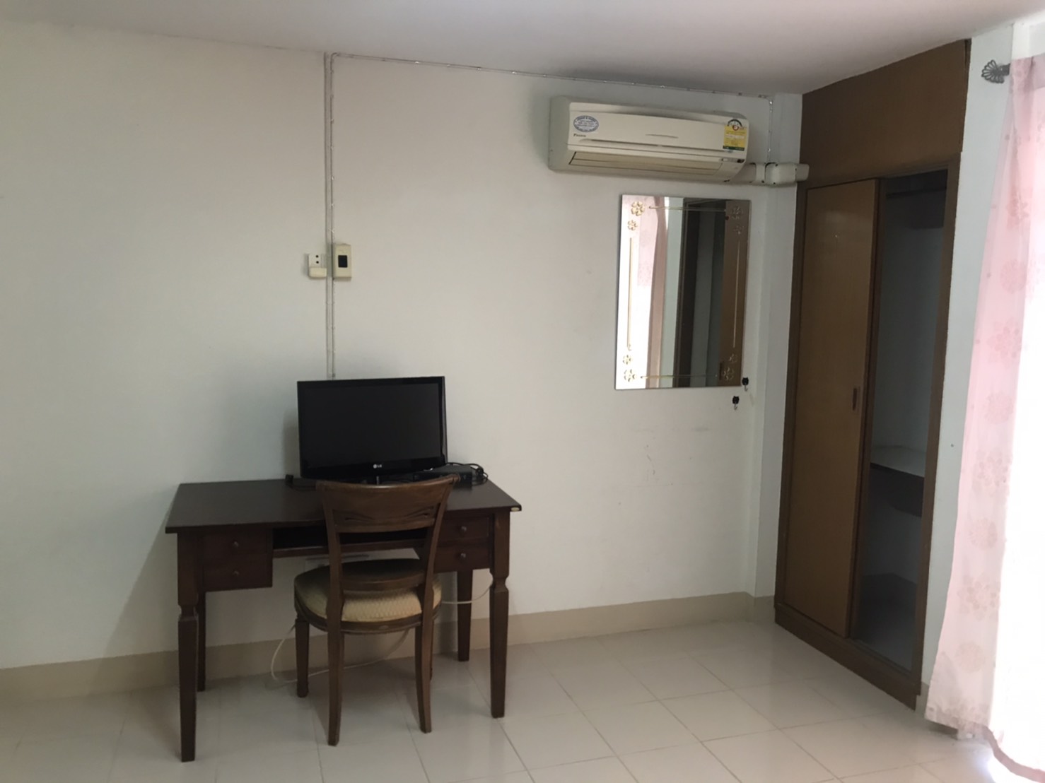 หอพักคุณแม่ซาลอน
