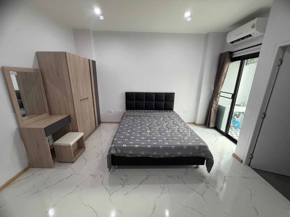 DeeDee Apartmen รูปที่ 1