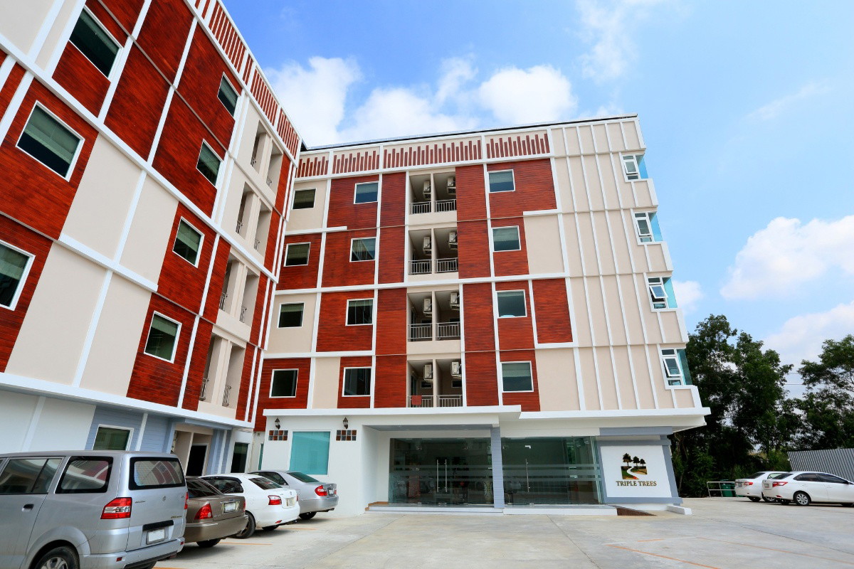 โรงแรม ทริปเปิลทรี