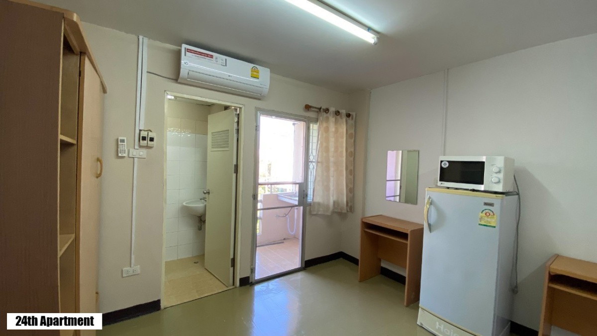 12nd.&24th.Apartment และ บ้านปราณี (เจ็ดยอด)