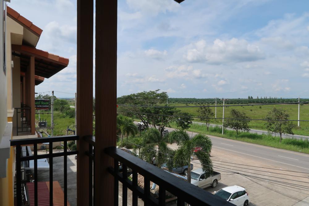 Baan URT โรงแรมใกล้สนามบินสุราษฎร์ธานี