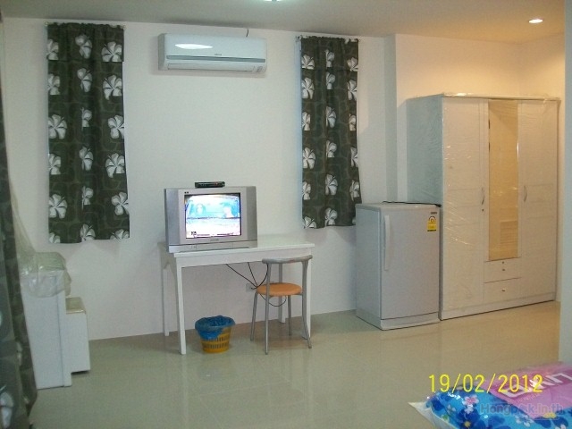 ห้องเช่าใจกลางบ้านฉาง ใกล้โลตัสบ้านฉาง