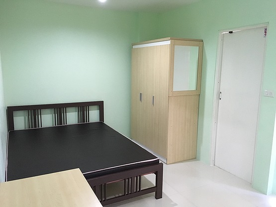 Phuthongchainam Apartment