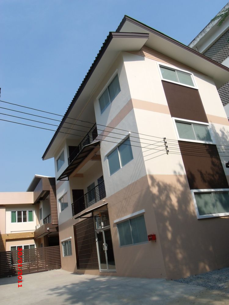 บ้านน้อย