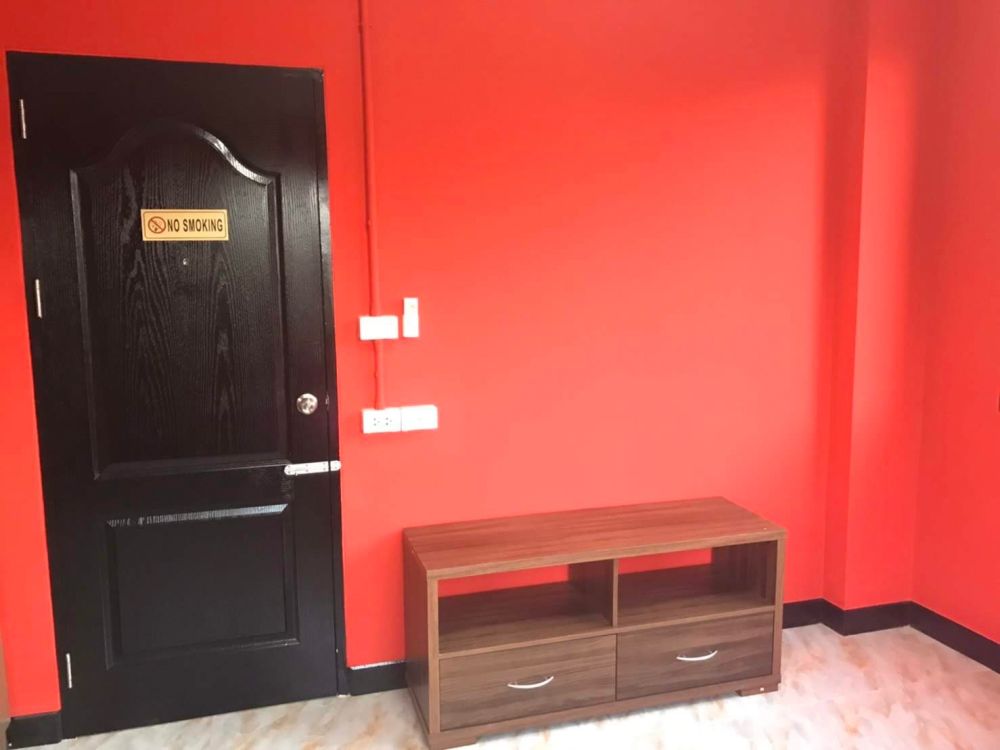 FAT ANGEL APARTMENT