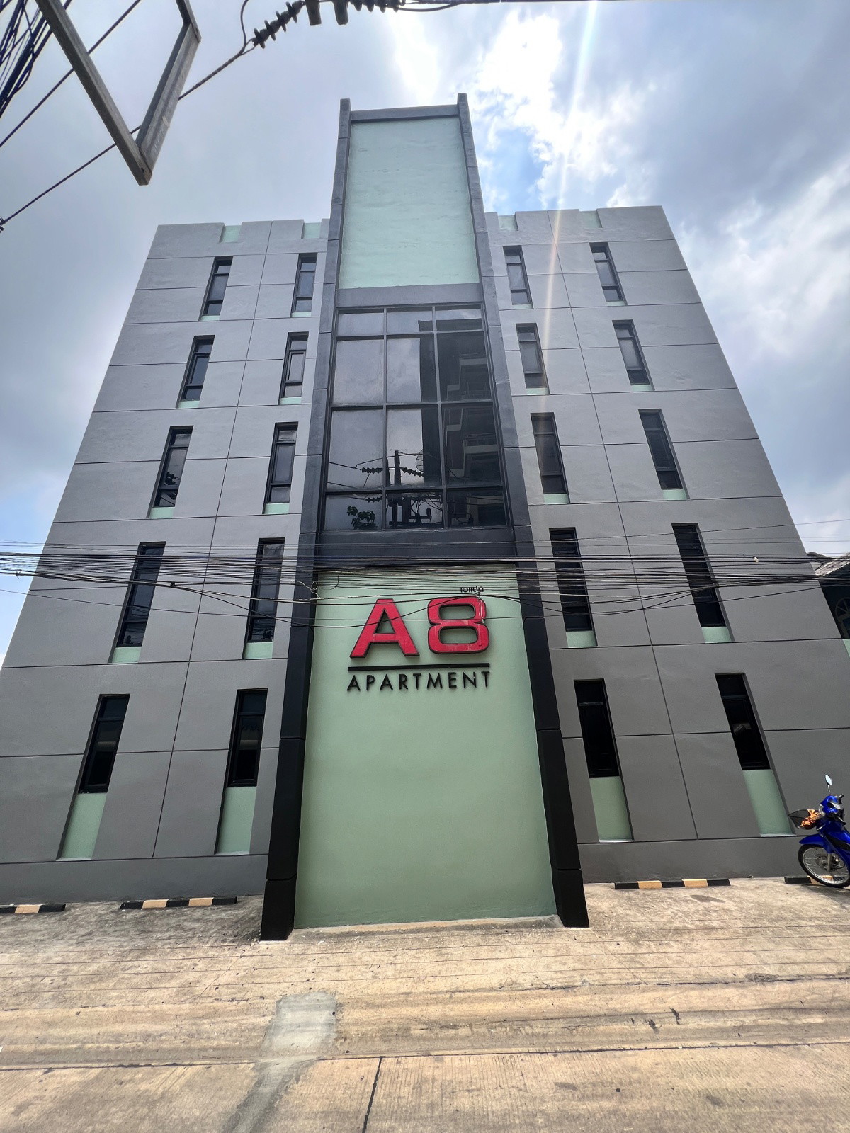 หอพักสตรี A8
