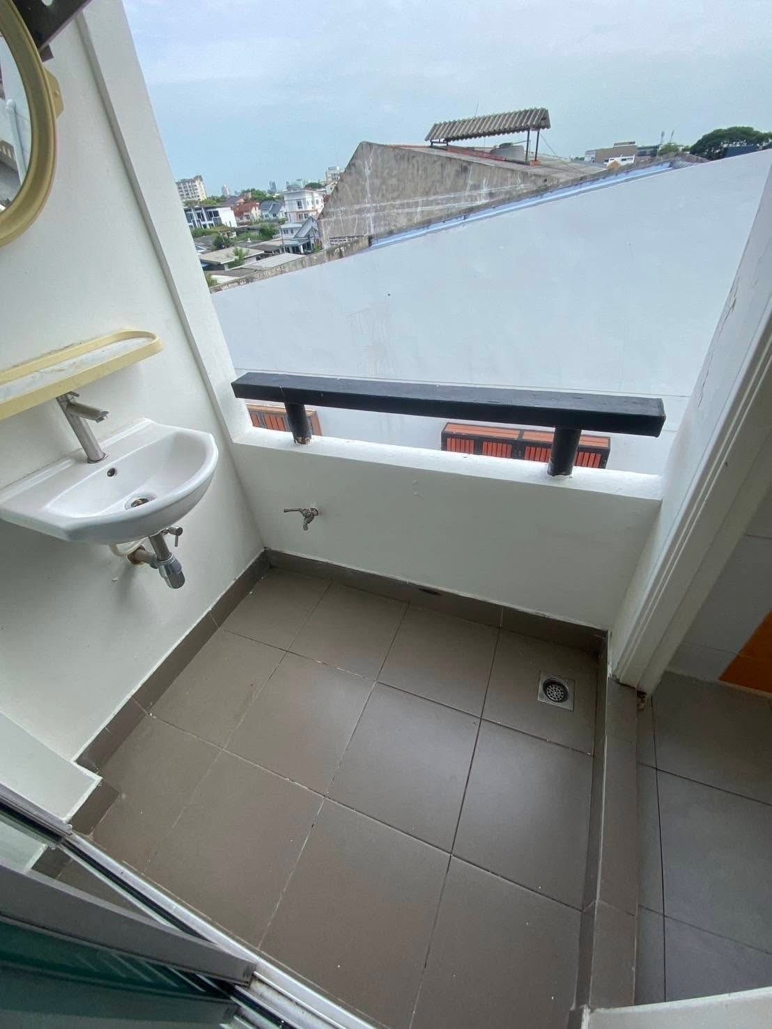 First View Apartment
