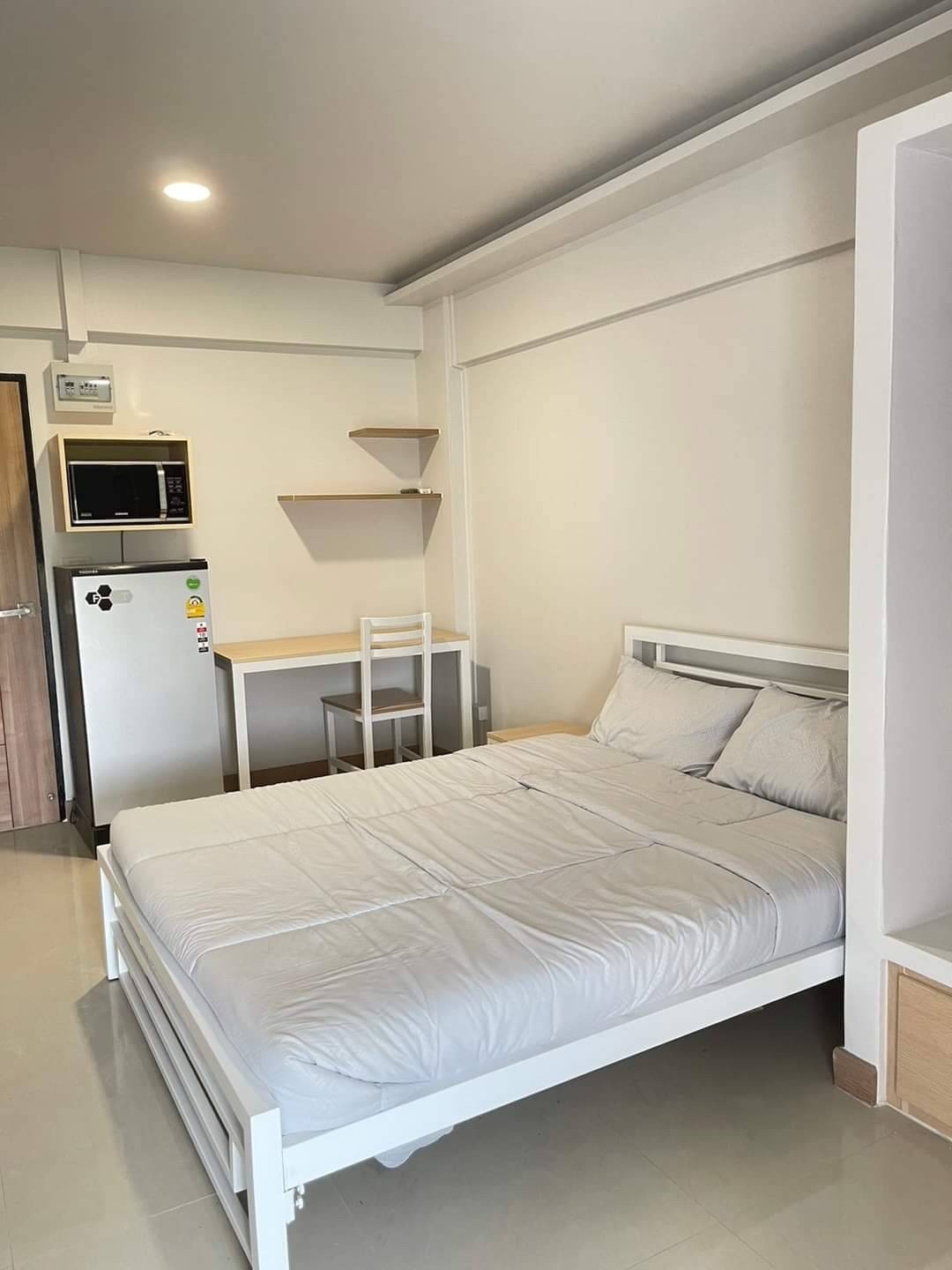 The Circle Apartment