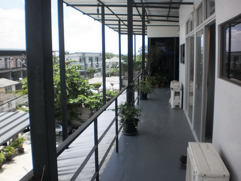 In ter rest รูปที่ 2