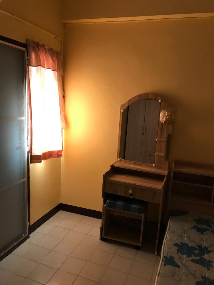 Surat Apartment