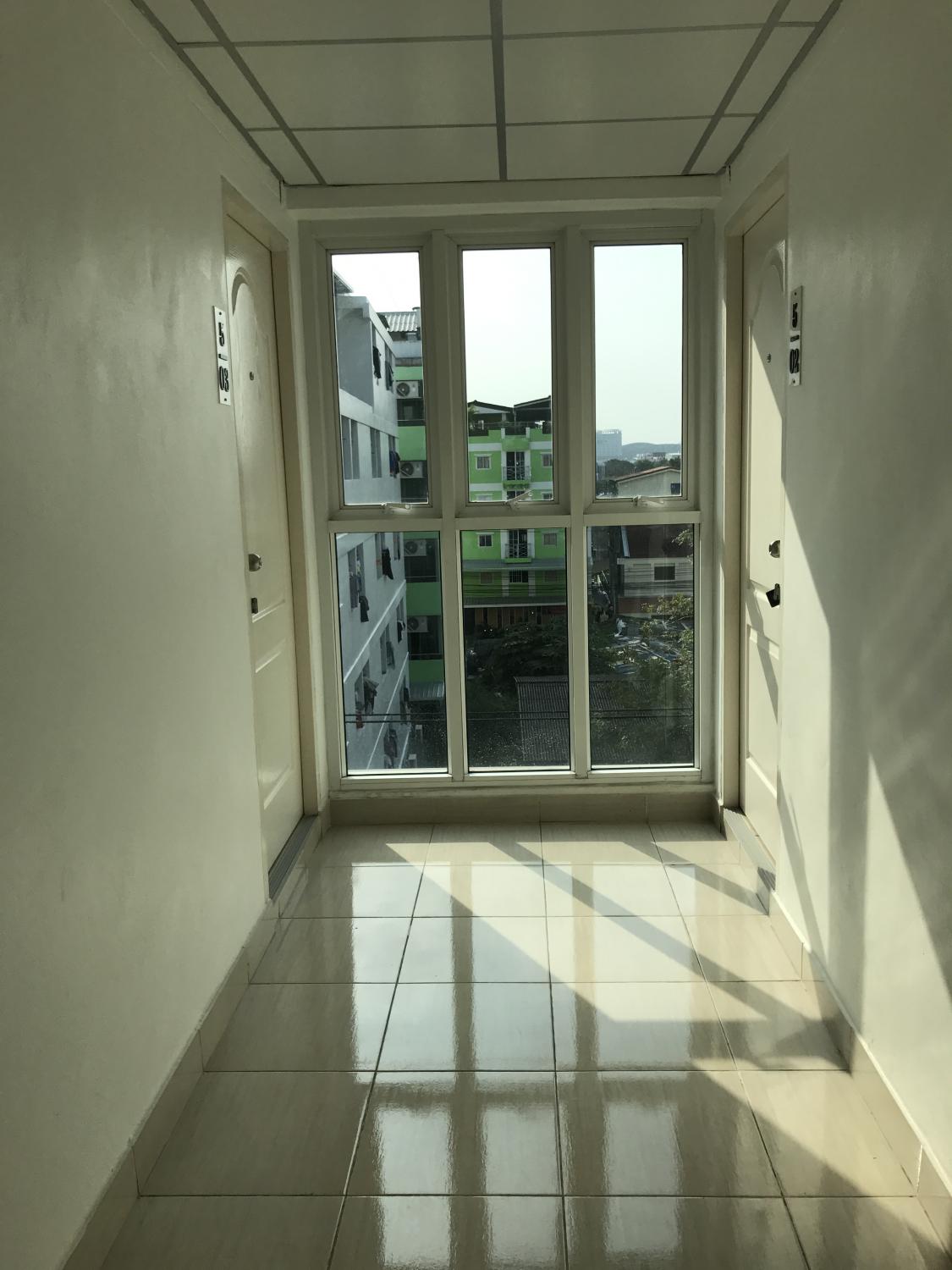แฮปปีเพลส