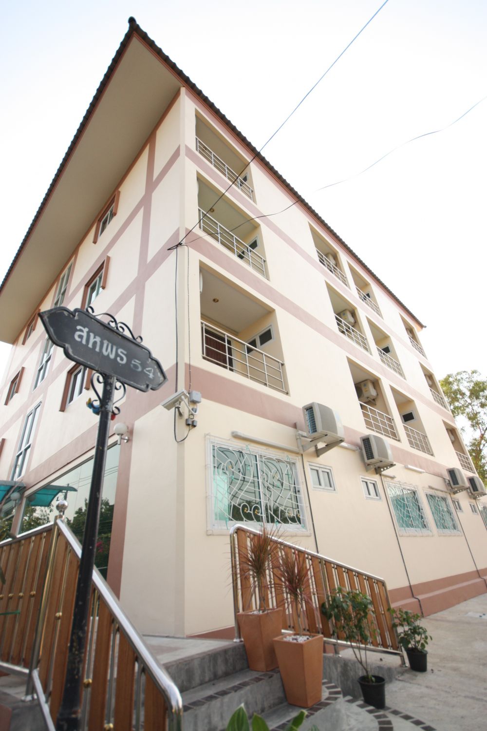 4SunDorm