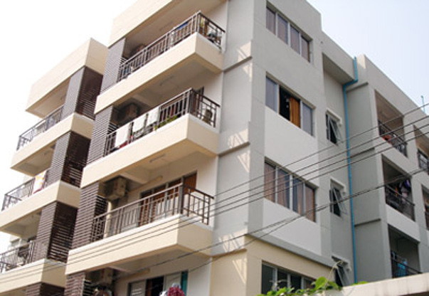 Nawarin Ratchada Apartment  ซ.รัชดา 20 สุทธิสาร ใกล้ MRT 300 เมตร (4500 บาท)