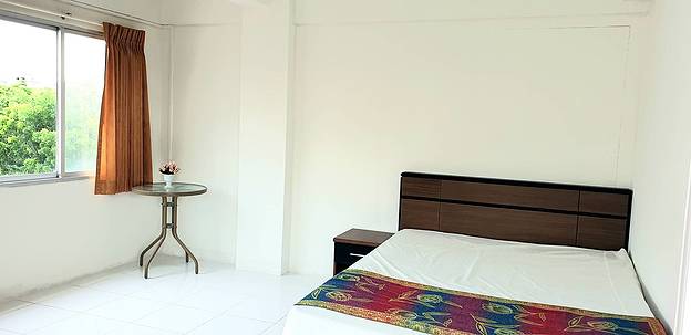 Nawarin Ratchada Apartment  ซ.รัชดา 20 สุทธิสาร ใกล้ MRT 300 เมตร (4500 บาท)
