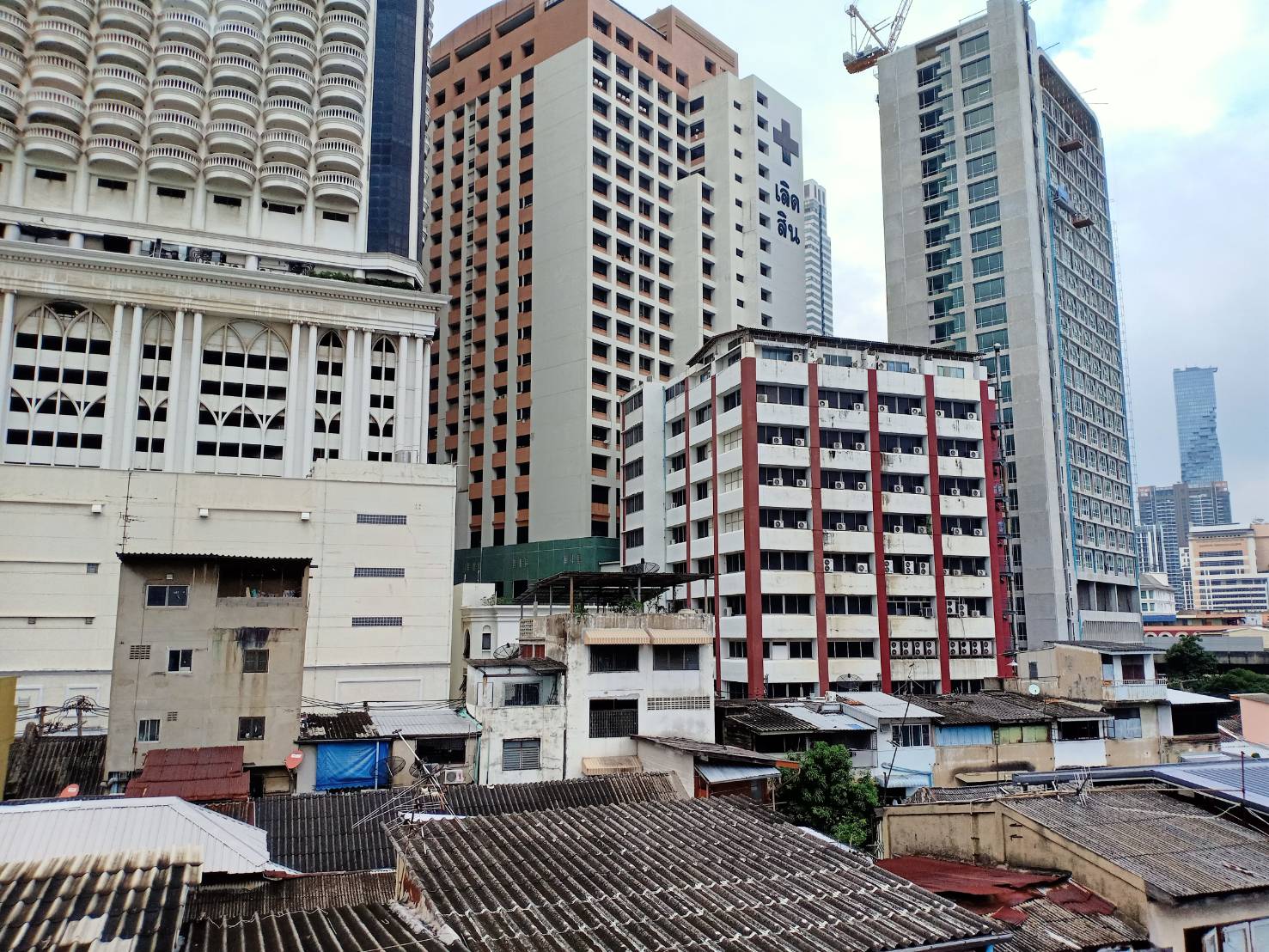 บ้านบางรัก 357 (ใกล้ BTS ตากสิน)