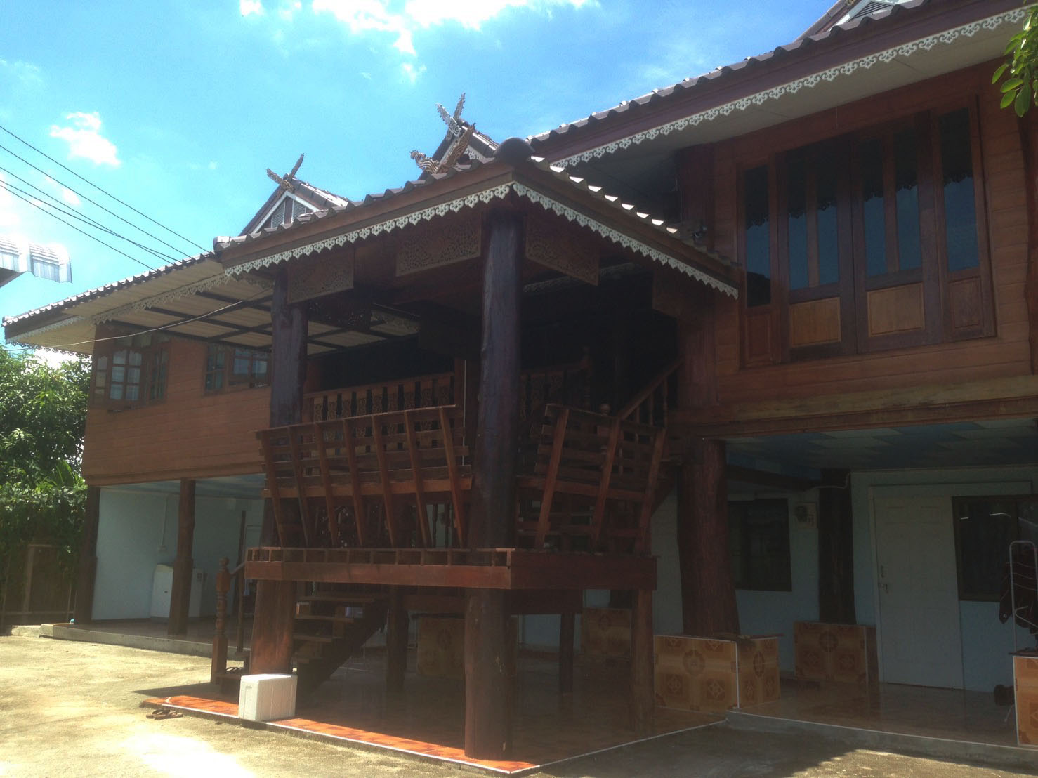 บ้านเรือนไท พรมงคล สไตล์รีสอร์ท 2(คลองสาม คลองหลวง)