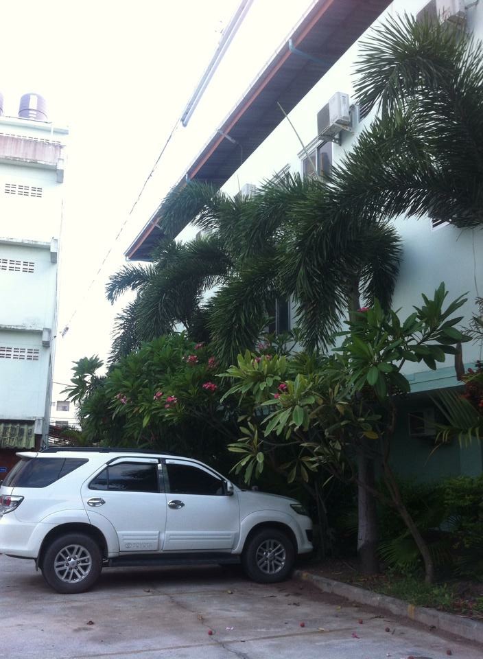 วัฒนชัยอพาร์ทเมนท์ (ศรีพโล)