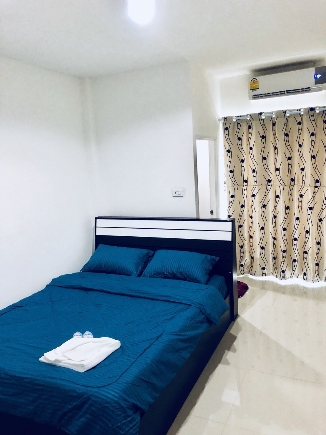 V Room (By vanich resident)