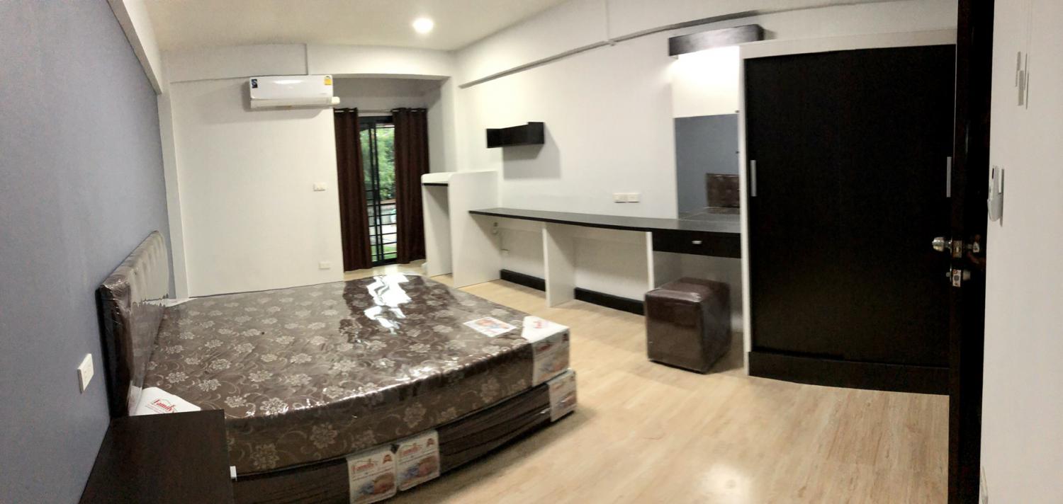 SR Living Place (อาร์เอส ลิฟวิ่ง เพลส)