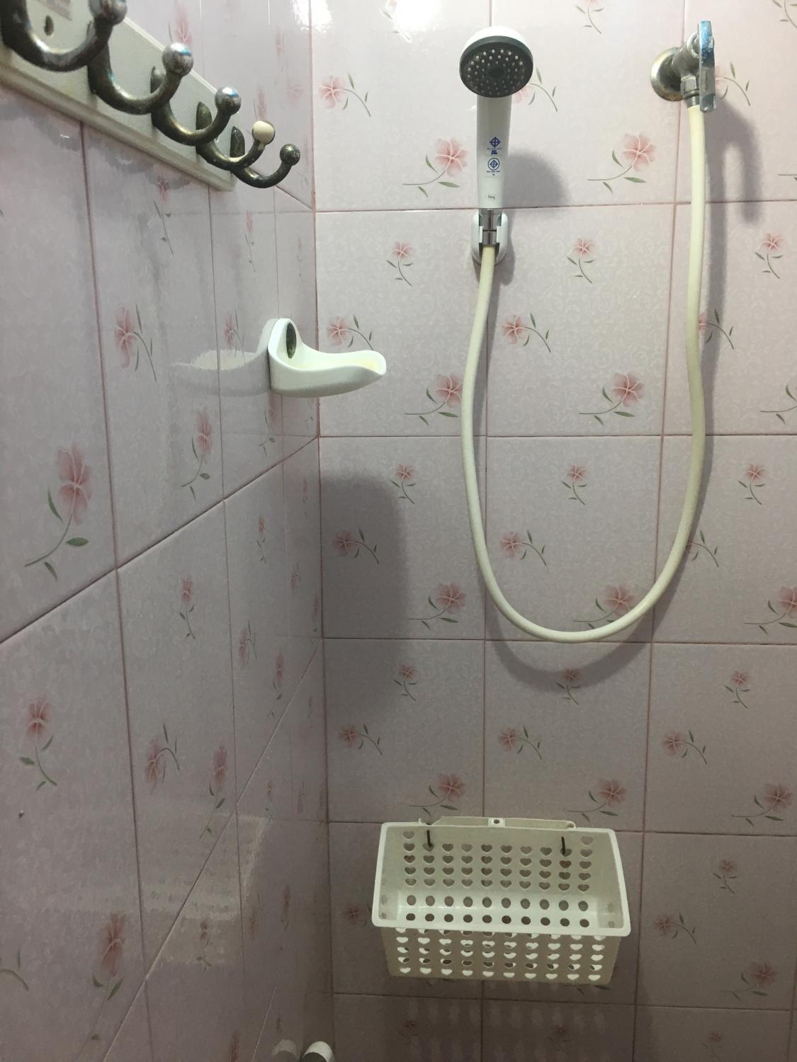 หอพักหญิงสมถวิล 照片 7