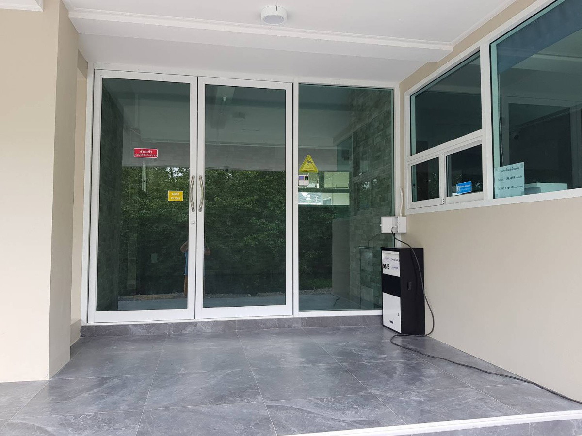 M.D.Place photo 9