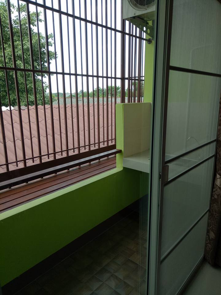 หอพักน้องพลอย
