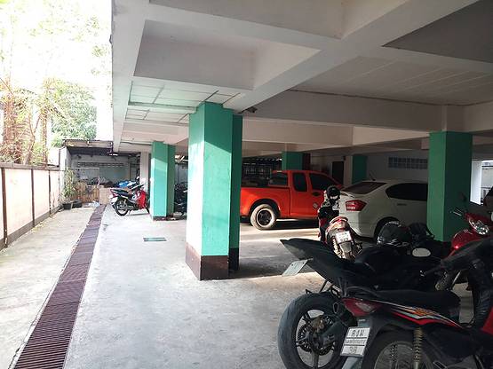 เกียรติบัวทอง