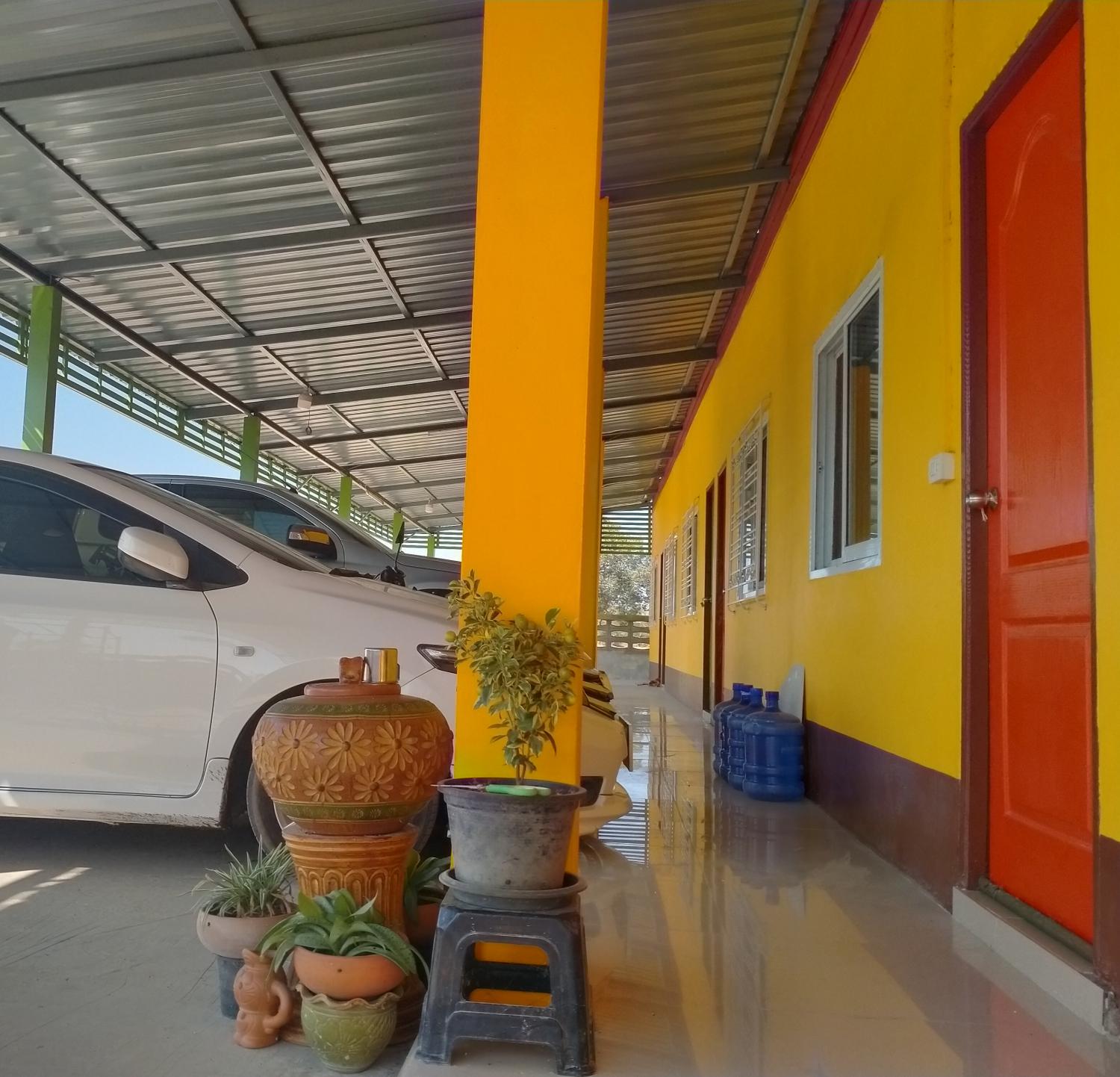 หอพักรมัณยาริมน้ำ โรบินสันร้อยเอ็ด photo 8