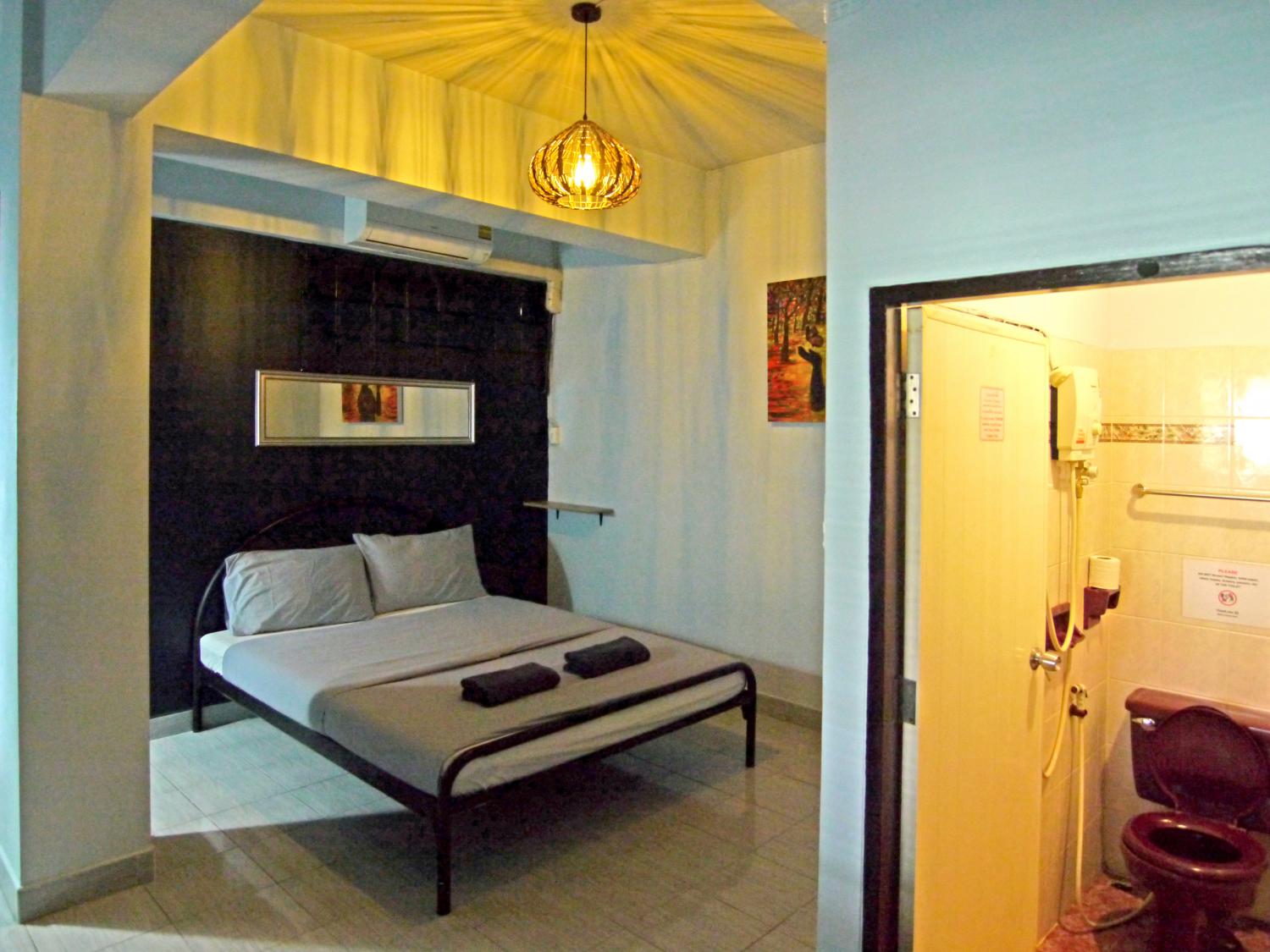 บ้านแหม่ม ข้าวสาร ที่พักรายวัน / รายเดือน photo 5