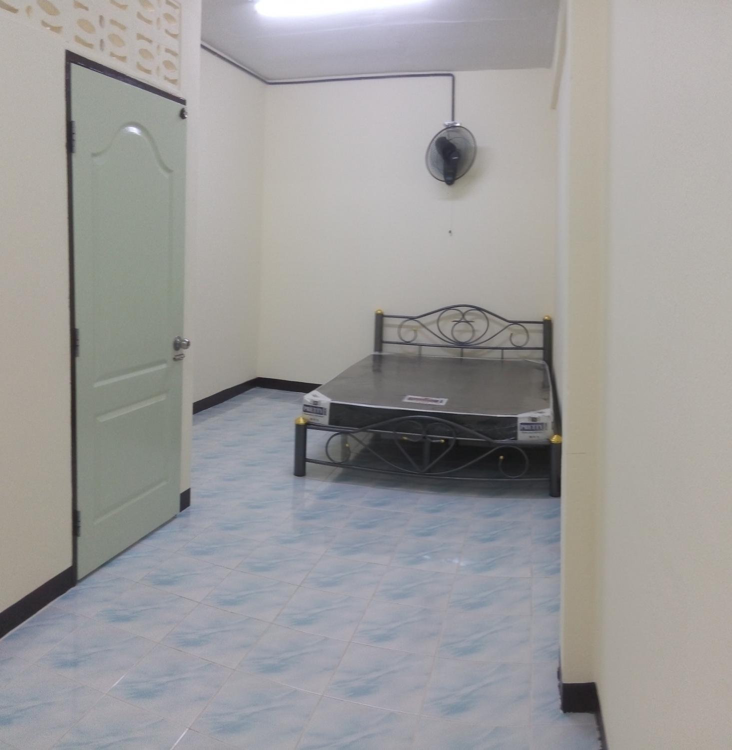 ห้องพัก ตึกน้ำเงิน สำโรง photo 11