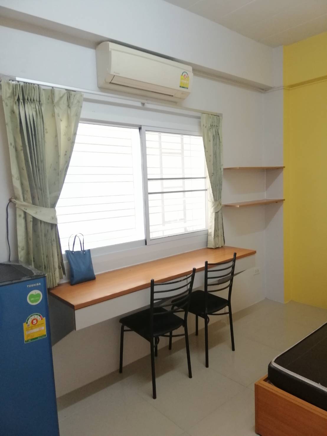 YiP House ใกล้ ม.บู แอร์2600 หอปลอดภัย ประตูออโต้มัดจำเดือนเดียว photo 10