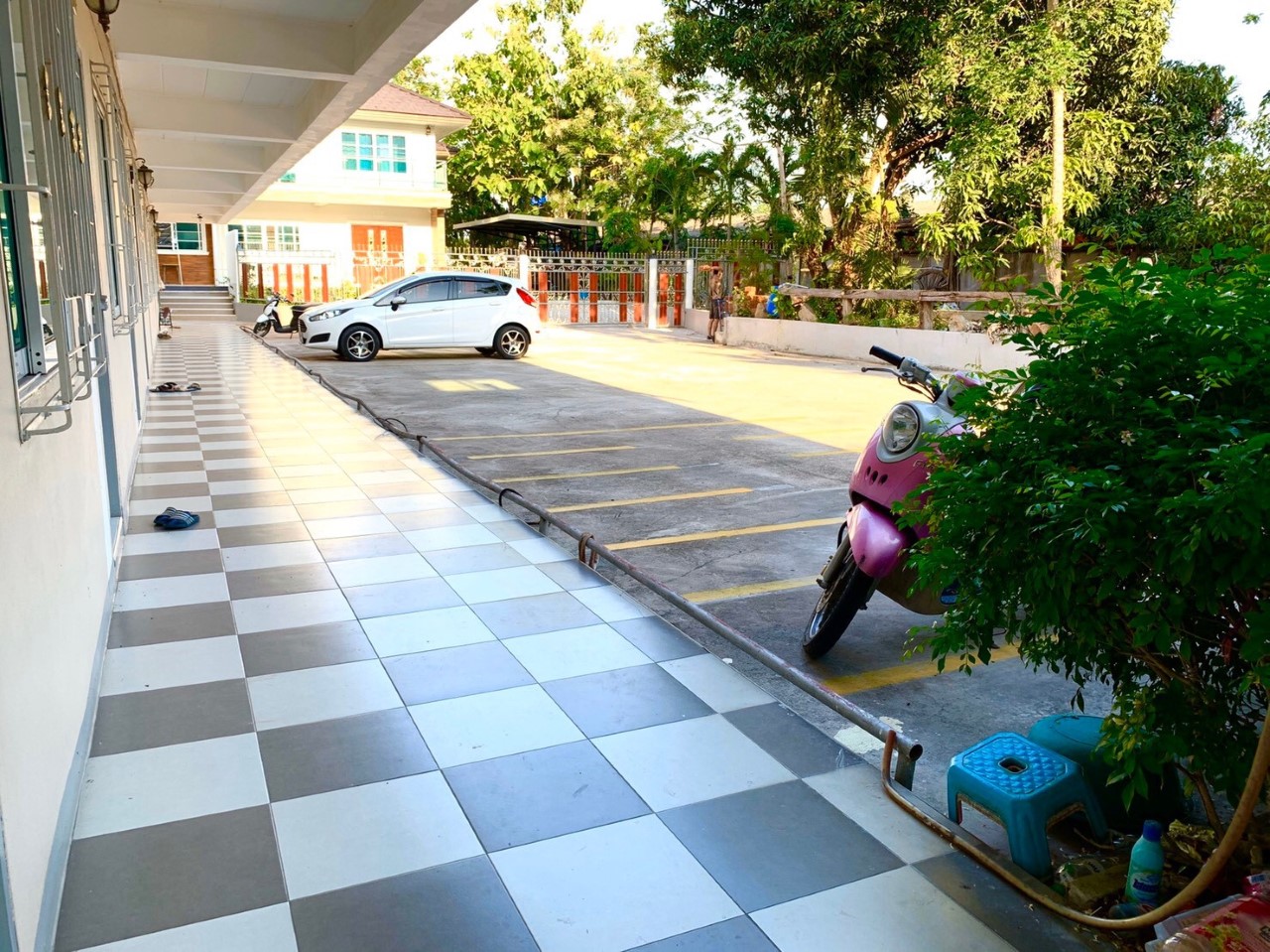 เพชรรุ่งเรืองพัทยา รูปที่ 2