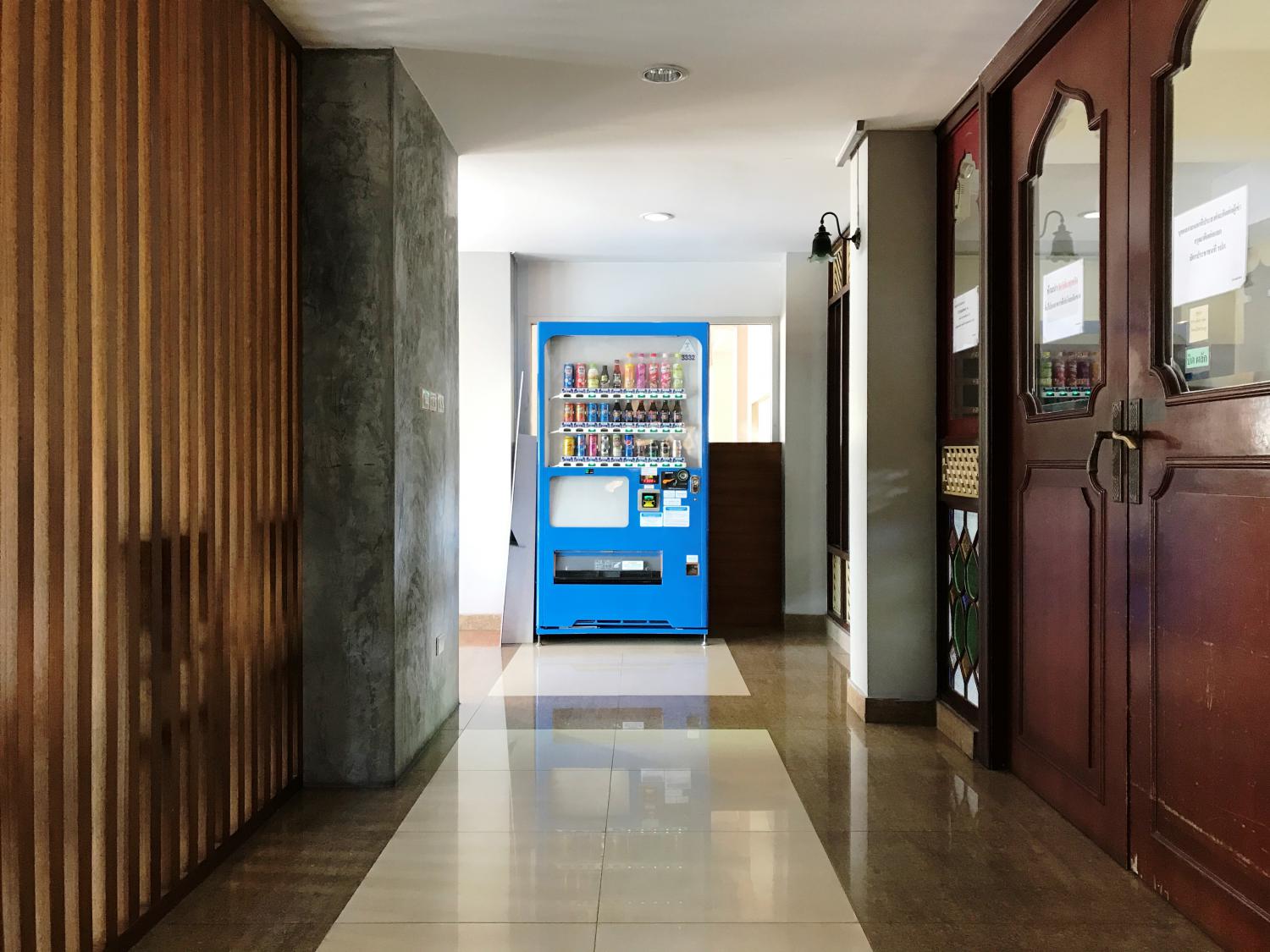 CKOne Apartment photo 9