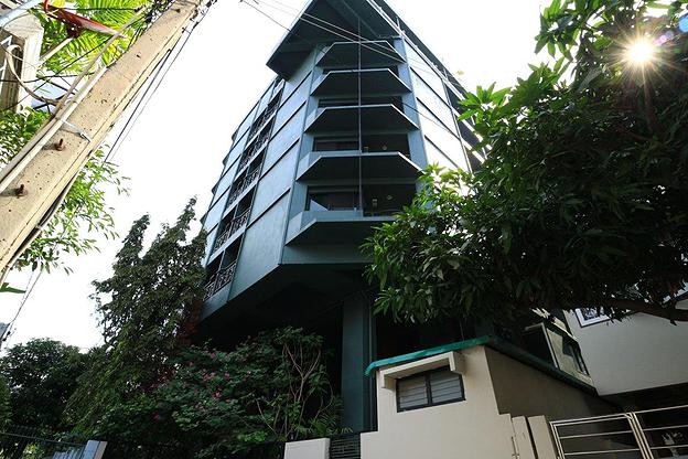 อารีย์คอนเนอร์ (Aree Corner)