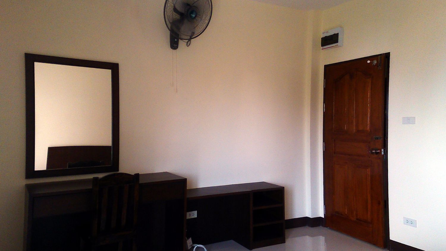 บ้านชมจันทร์
