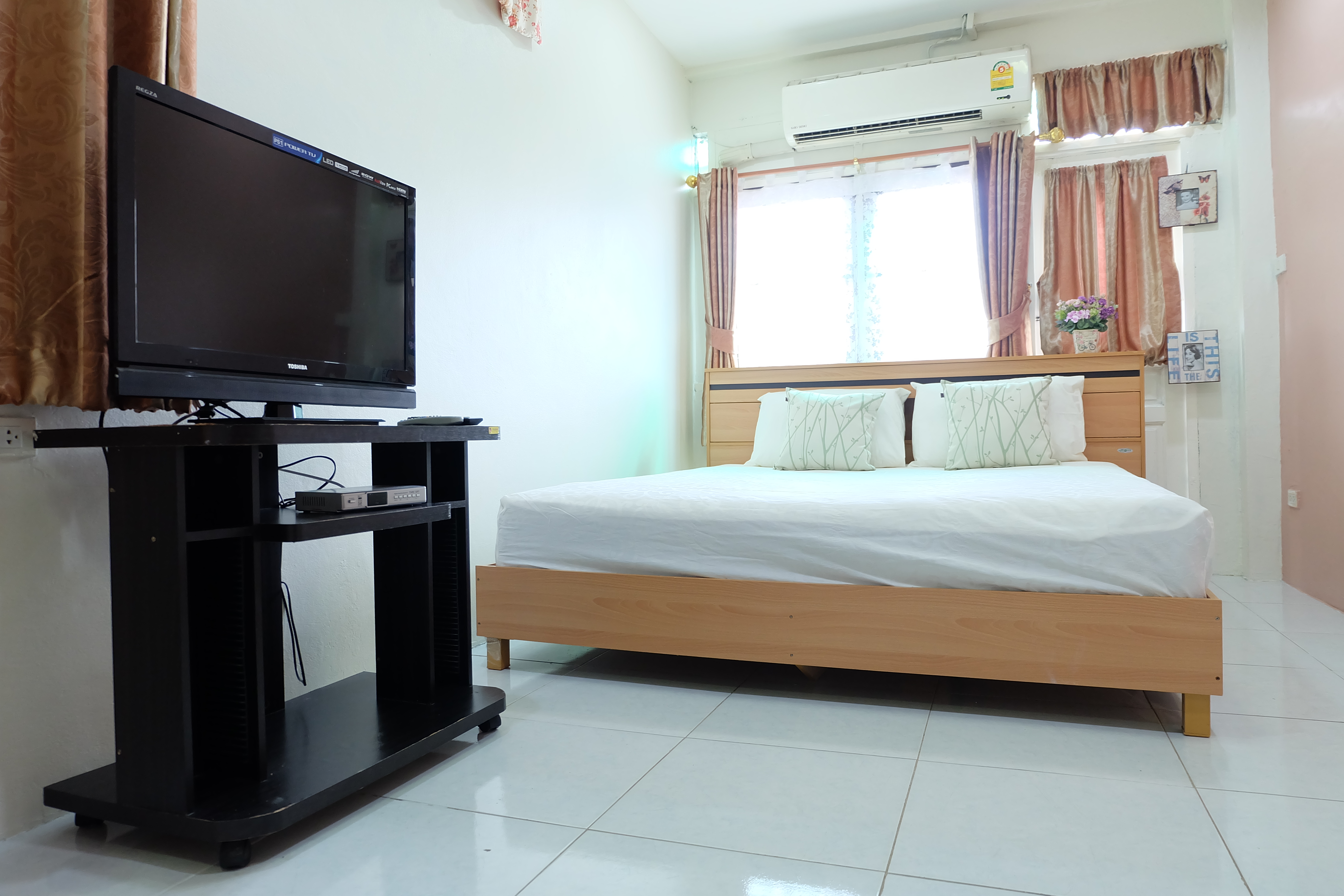 ศิริเพลส อพาร์ทเม้นท์ SIRIPLACE APARTMENT บางขุนนนท์ (ใกล้โรงพยาบาลศิริราช)