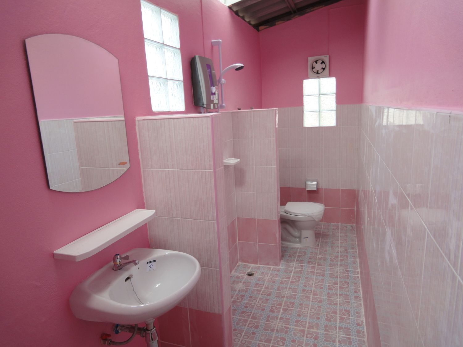 เรนโบว์ รีสอร์ท (Rainbow Resort) รูปที่ 12