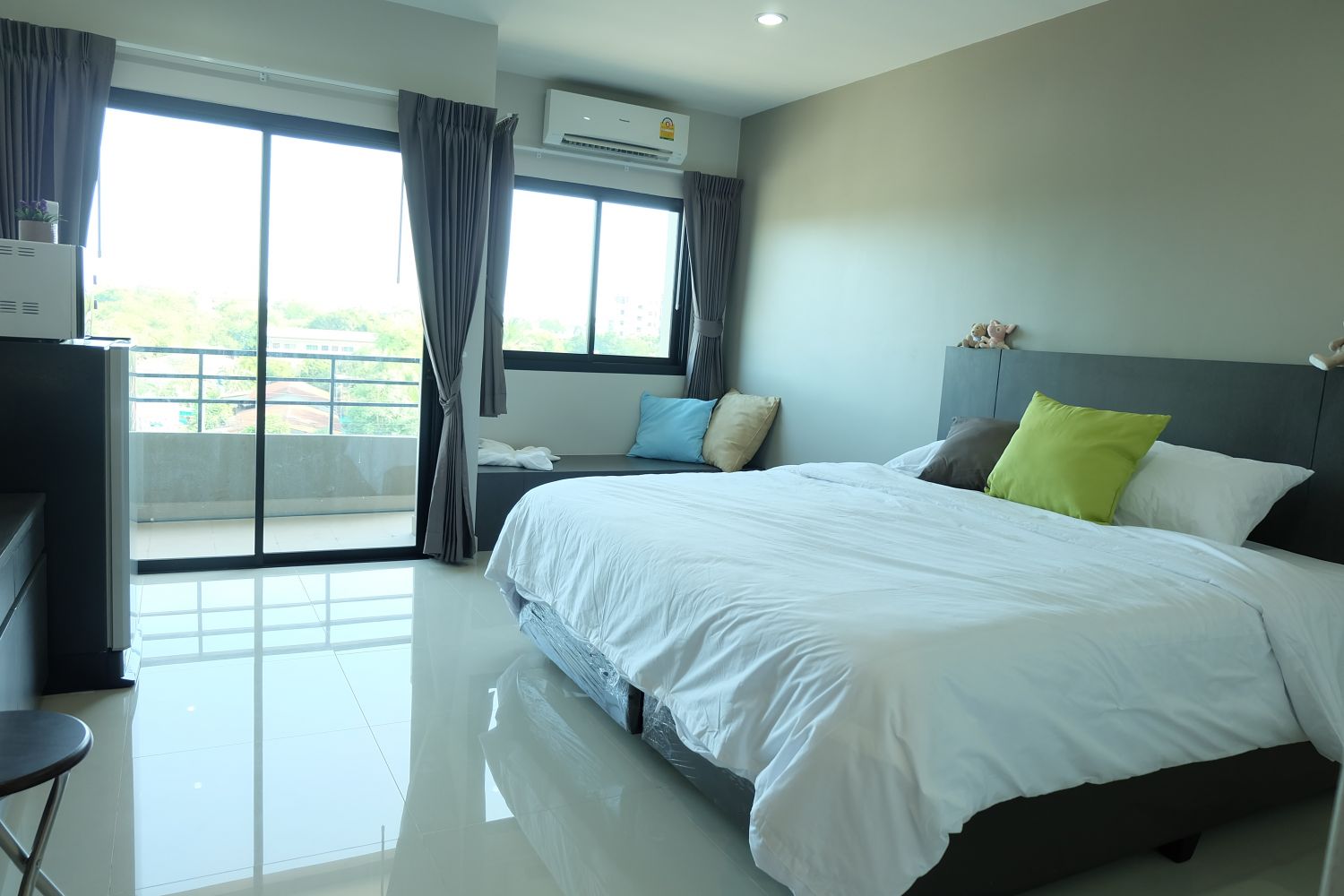 ทรีโอ เรสซิเดนซ์ ศรีราชา