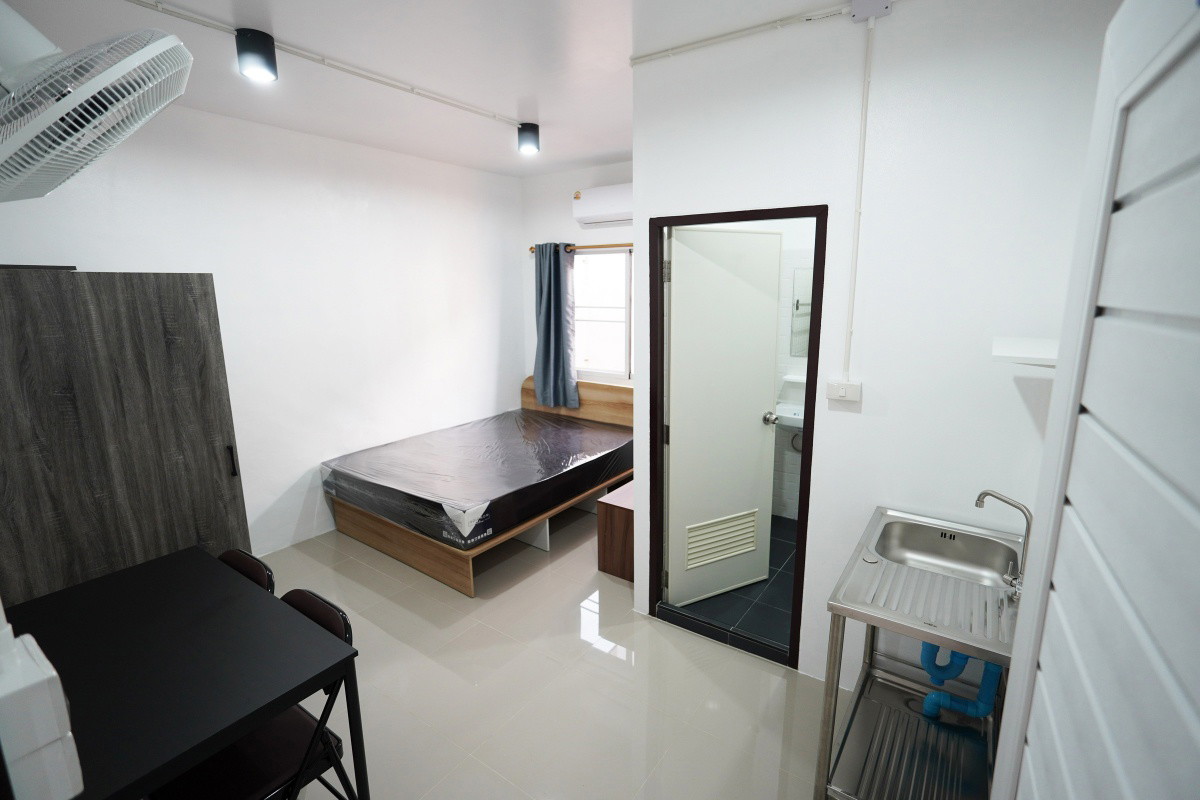 เดอะ เบอร์ลิน28 (อยู่กำนันแม้น28 ใกล้ BTSวุฒากาศ) 照片 20