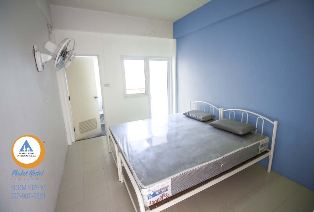 Phuket Hostel (บ้านพักนานาชาติภูเก็ต) รูปที่ 1