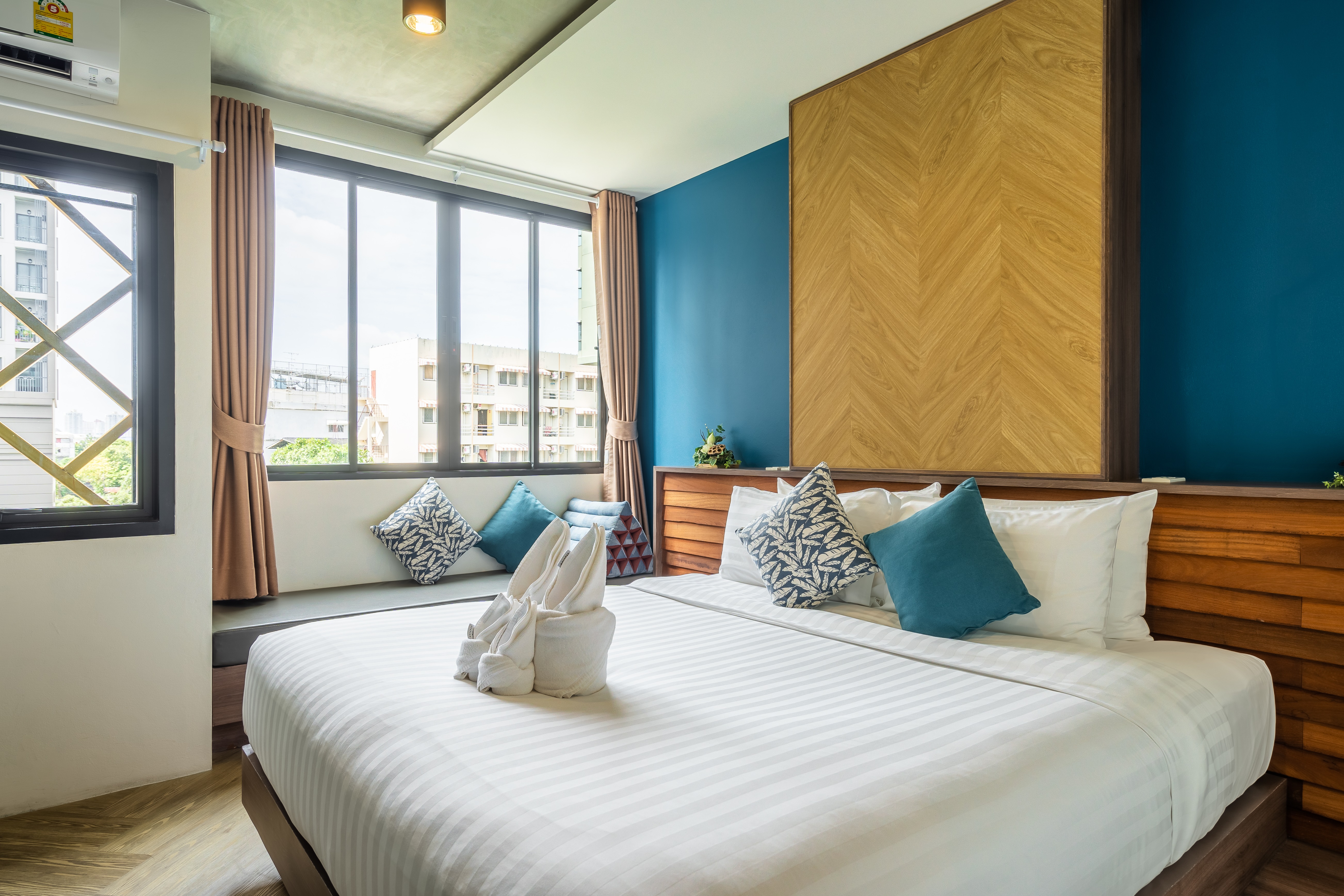 W Station Hotel