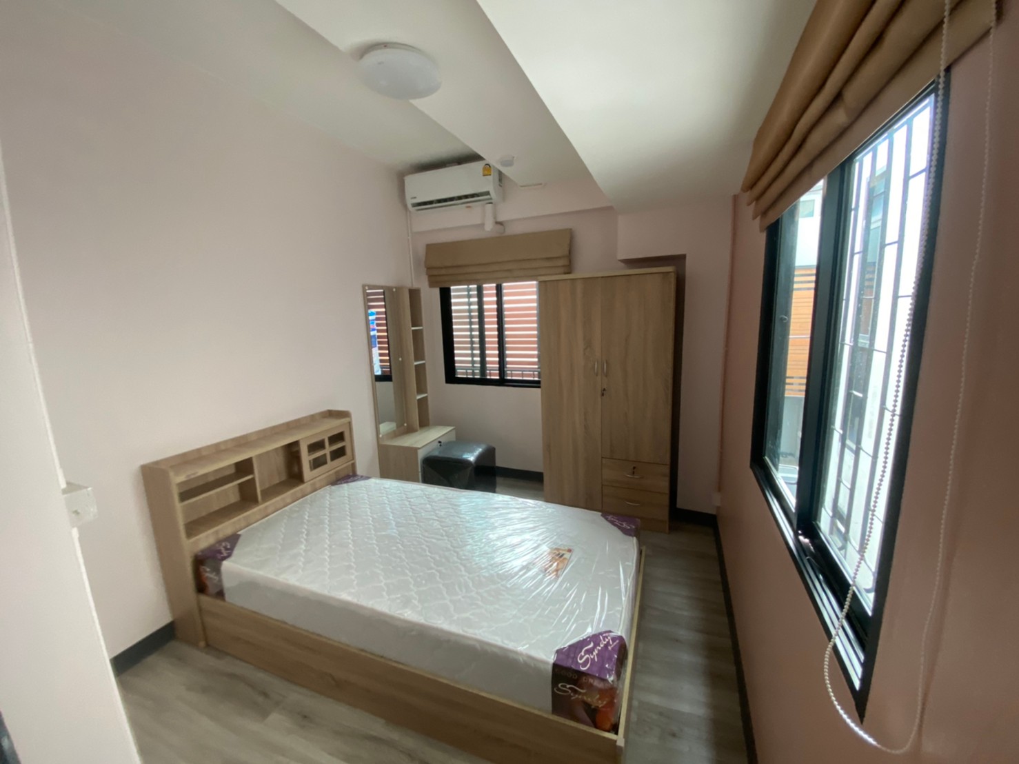 หอพักสตรีเพชรเกษม 21 照片 28